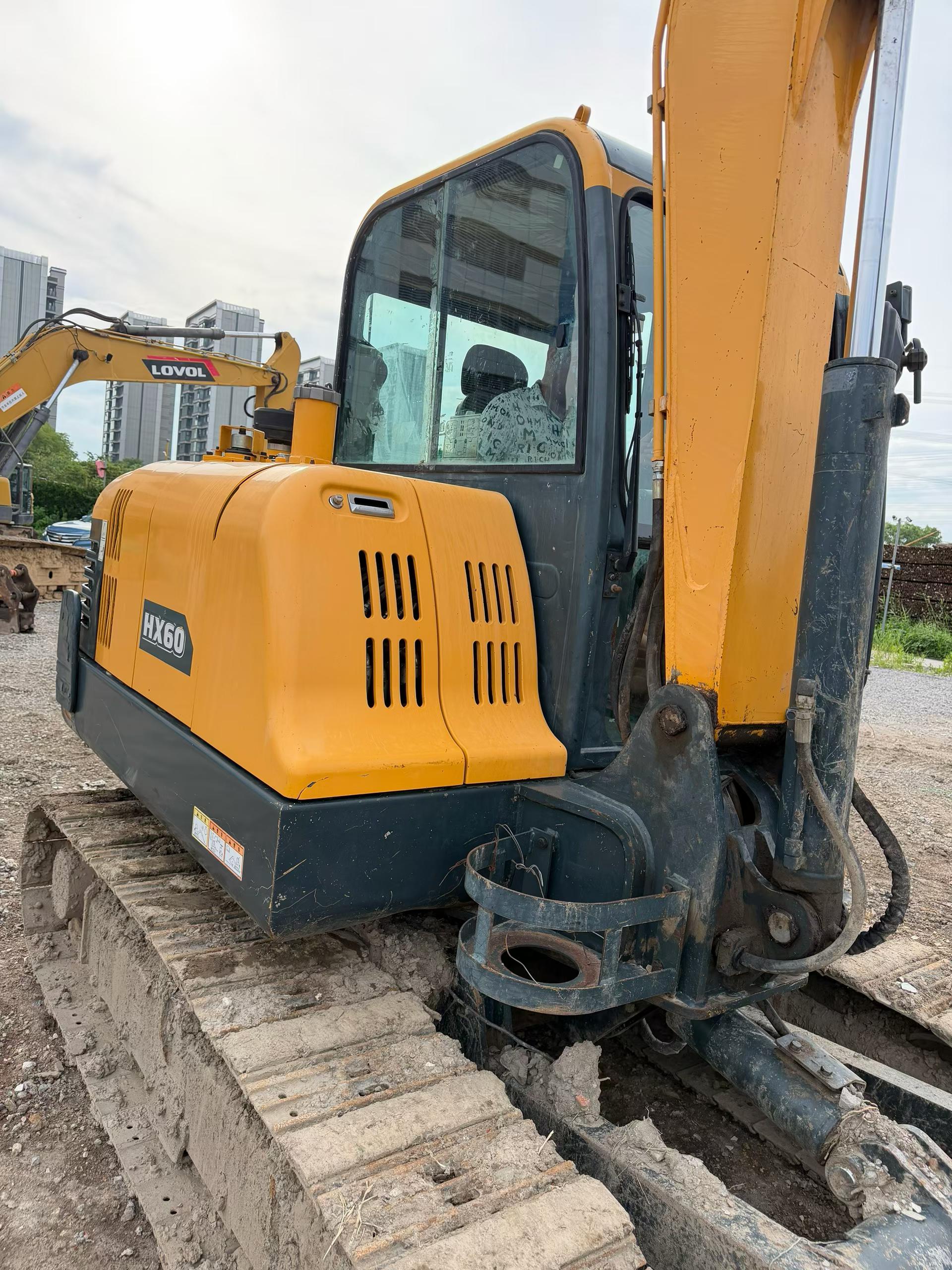 Buy Hyundai HX60 Used Excavator / 6