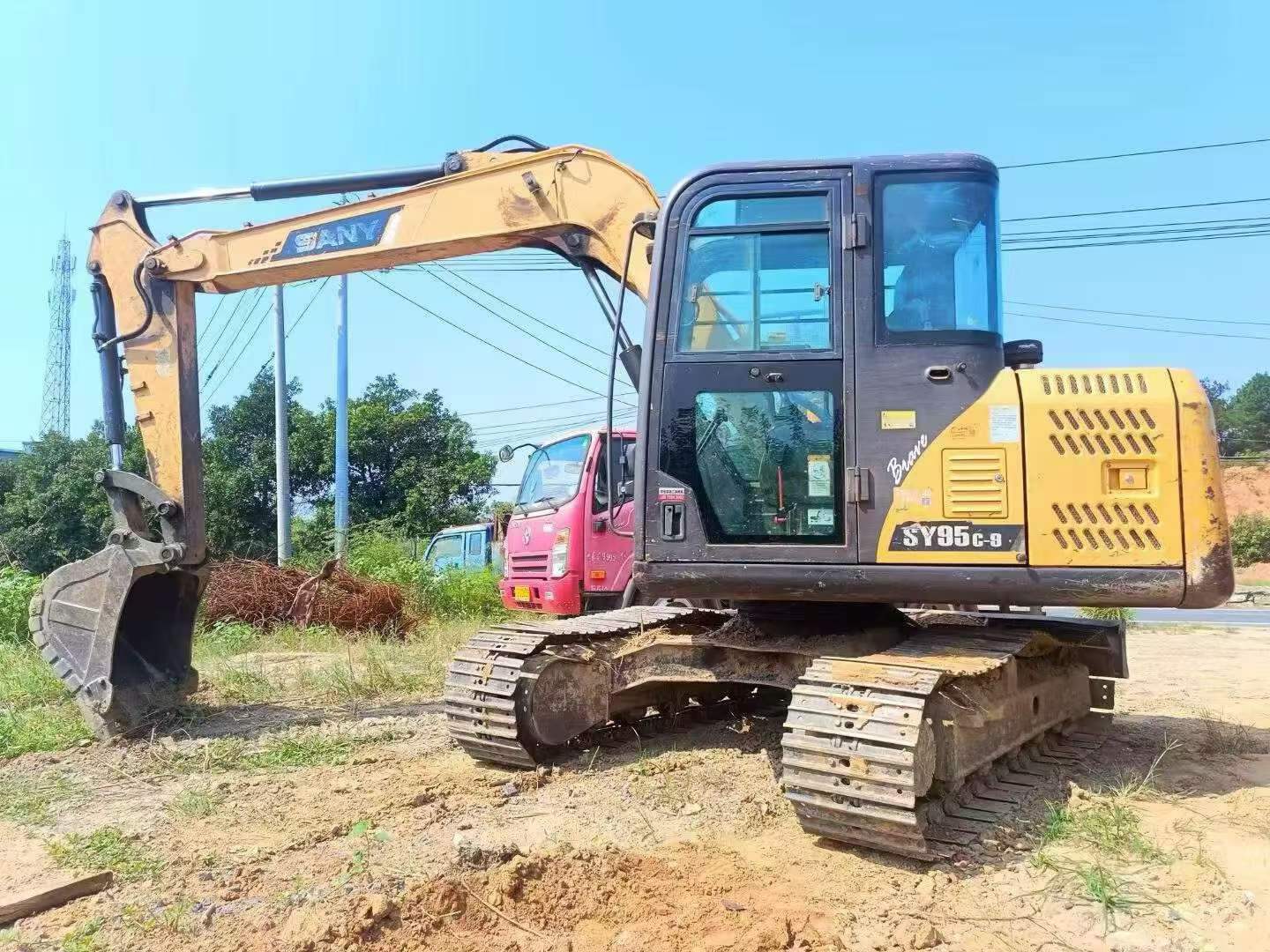 Buy Sany SY75 Used Excavator / 5