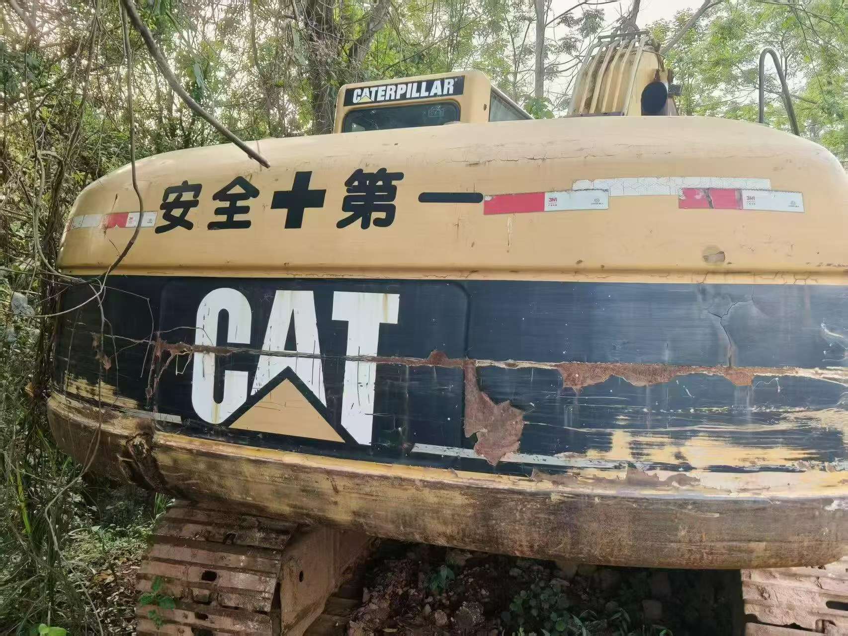 Buy Caterpillar 320C Used Excavator / 8