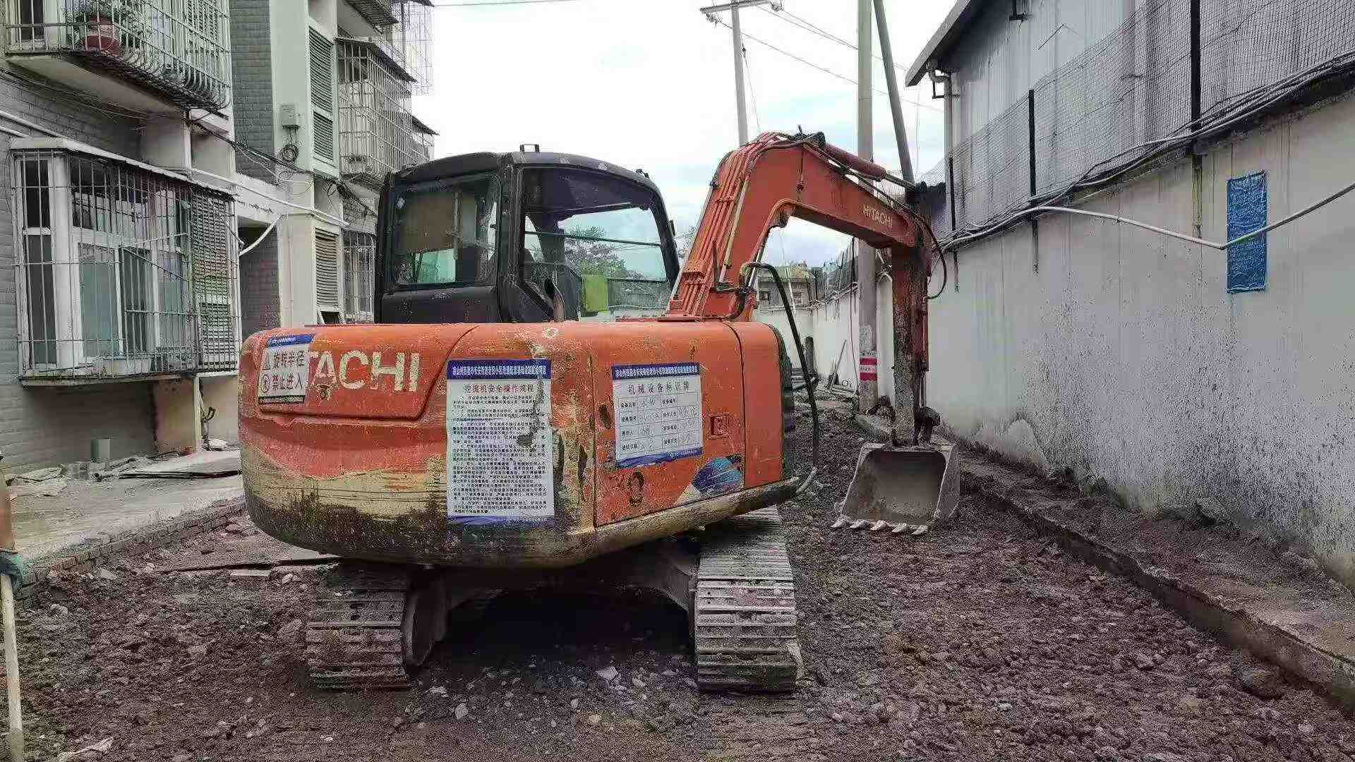 Buy Hitachi ZX60 Used Excavator / 4