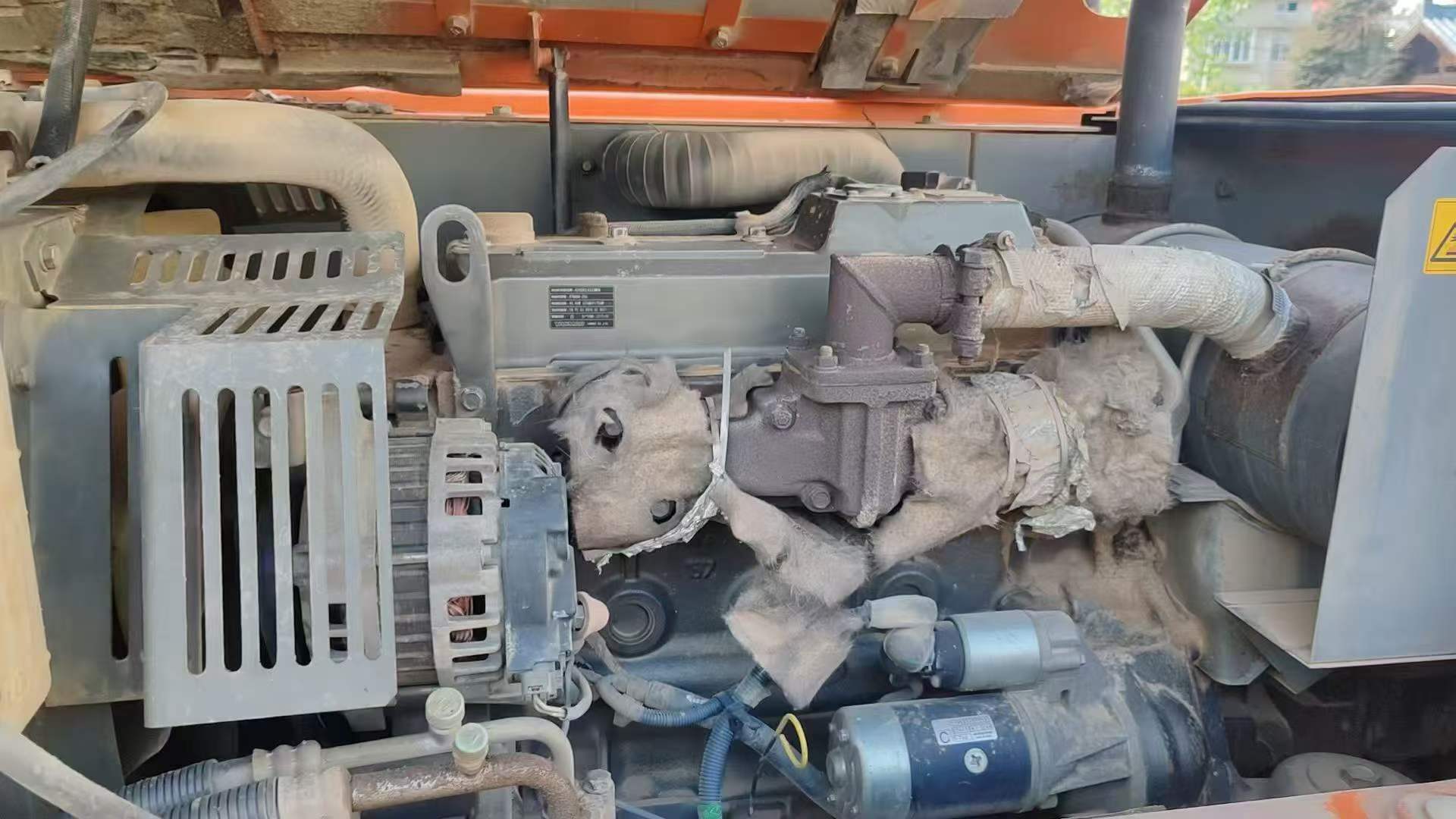 Buy Hitachi ZH200-5A Used Excavator / 5
