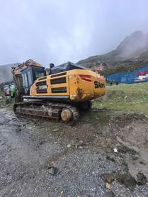 Buy Sany SY550H Used Excavator / 3 Buy Sany SY550H Used Excavator / 3