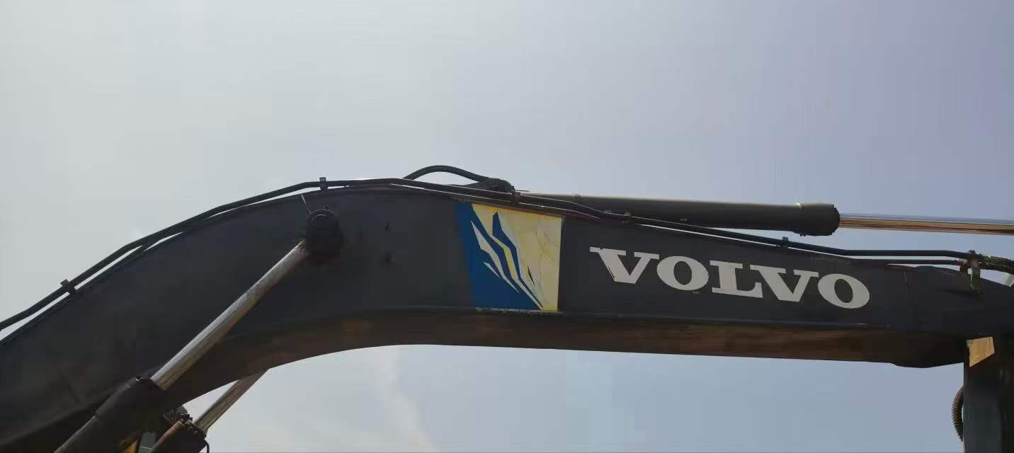 Buy Volvo EC210B Used Excavator / 6