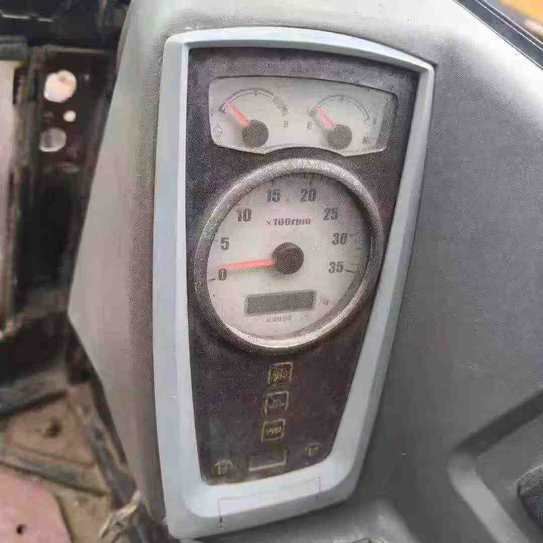Buy Hyundai HX60 Used Excavator / 3