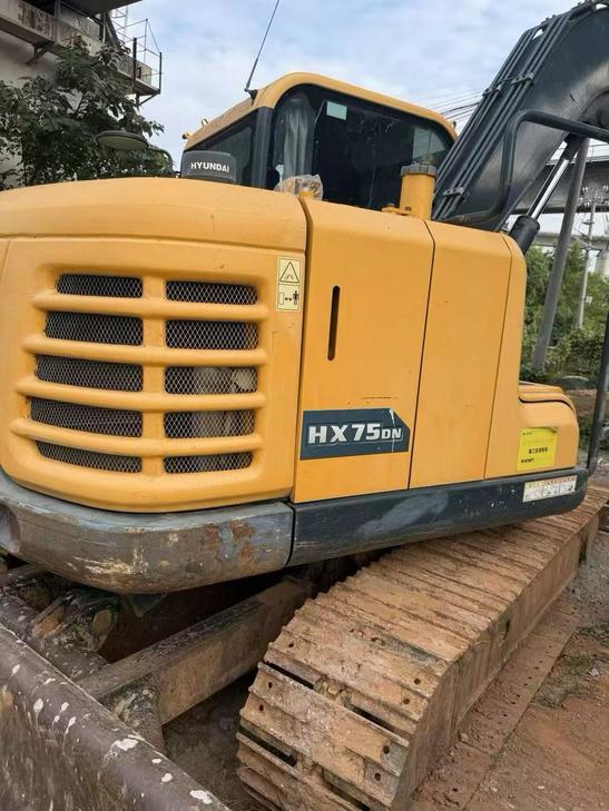 Buy Hyundai HX75 Used Excavator / 1