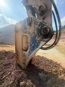Buy Sany SY550H Used Excavator / 3 Buy Sany SY550H Used Excavator / 3