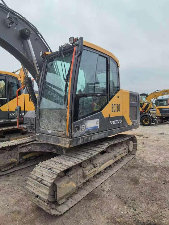 Buy Volvo Used Excavator / 1