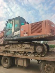 Buy Hitachi EX200-3 Used Excavator / 2 Buy Hitachi EX200-3 Used Excavator / 2