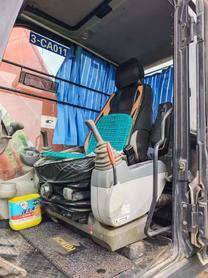 Buy Hitachi ZH200-5A Used Excavator / 2 Buy Hitachi ZH200-5A Used Excavator / 2