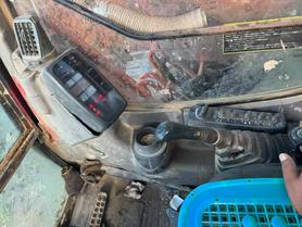 Buy Hitachi ZX200-6 Used Excavator / 4 Buy Hitachi ZX200-6 Used Excavator / 4
