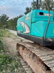 Buy Kobelco SK200-11 Used Excavator / 4 Buy Kobelco SK200-11 Used Excavator / 4