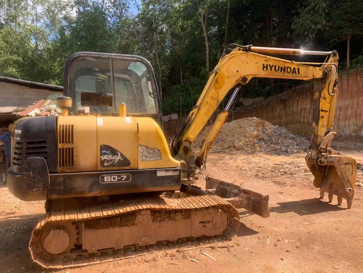 Buy Hyundai R60-7 Used Excavator / 1