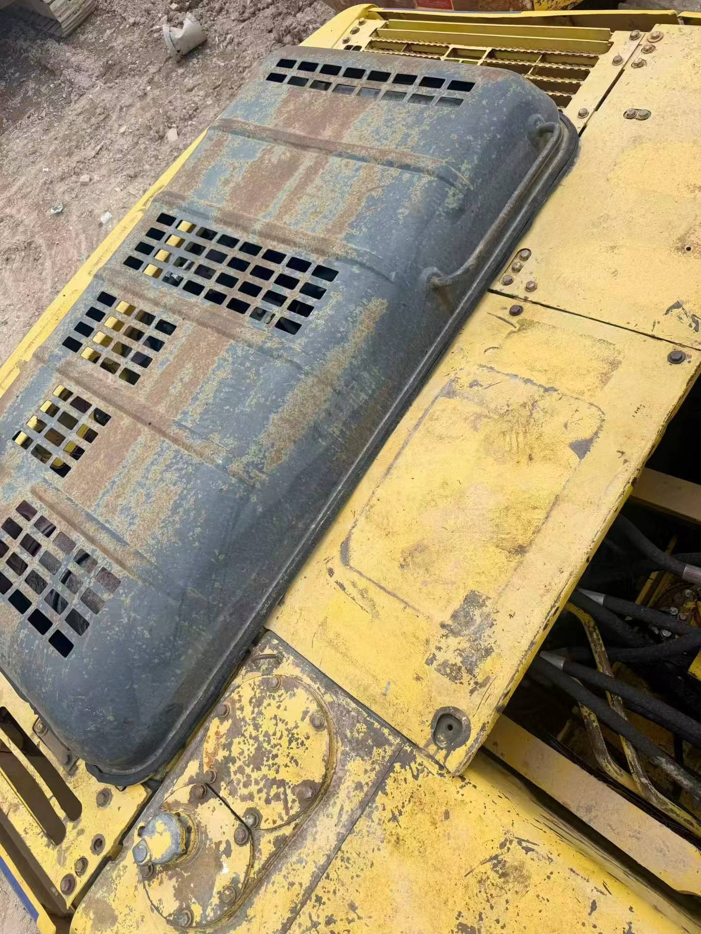 Buy Komatsu PC200-7 Used Excavator / 7