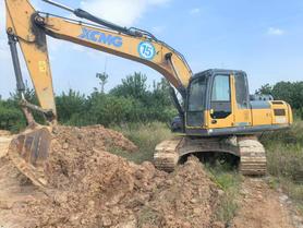 Buy XCMG XE245D Used Excavator / 4 Buy XCMG XE245D Used Excavator / 4