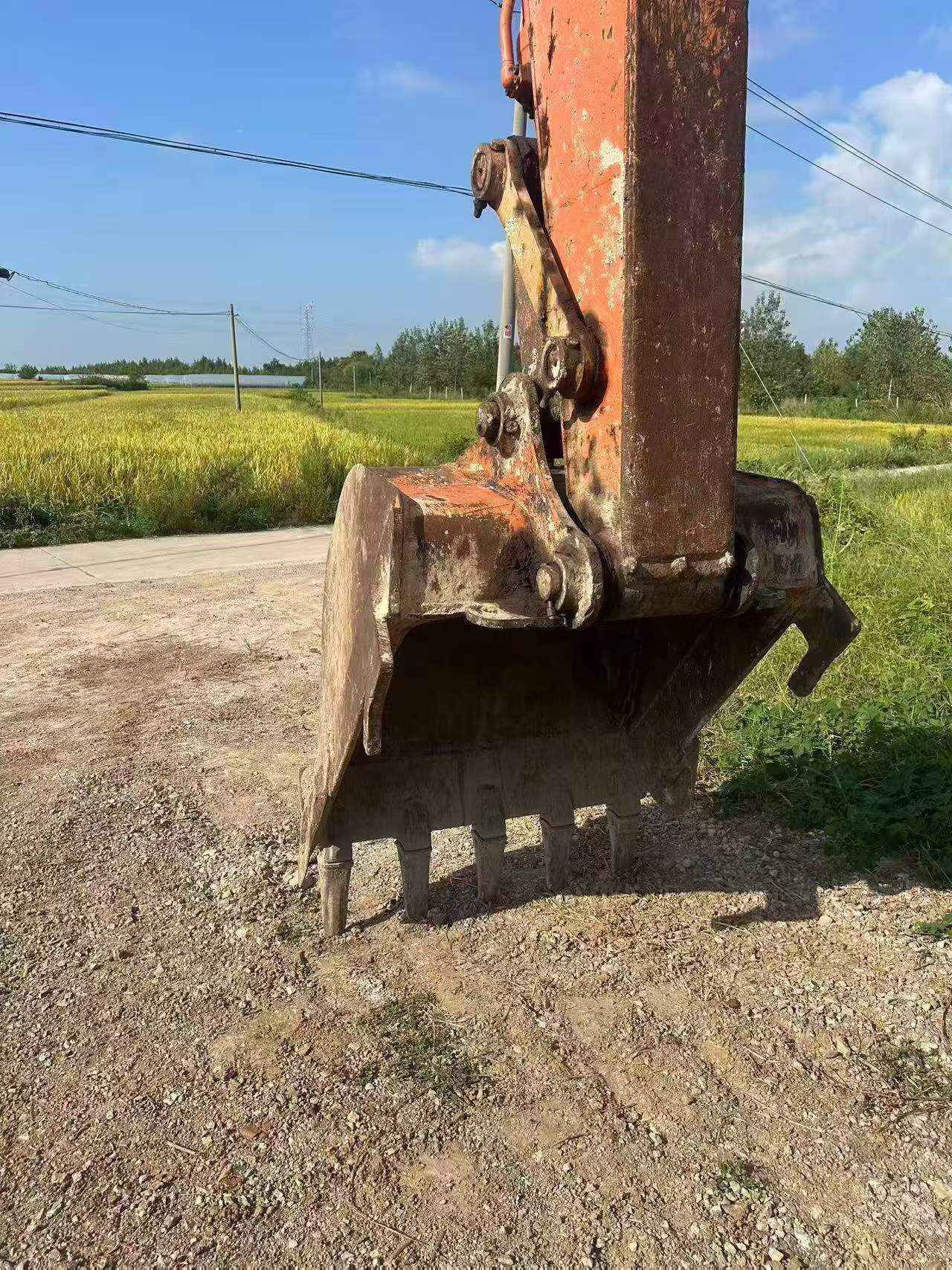 Buy Hitachi EX200 Used Excavator / 3