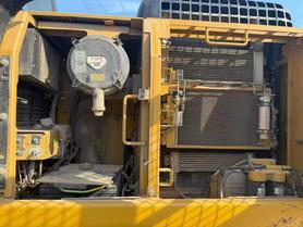 Buy Caterpillar 323D2L Used Excavator / 2 Buy Caterpillar 323D2L Used Excavator / 2