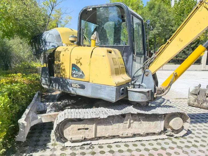 Buy Hyundai R60-7 Used Excavator / 1