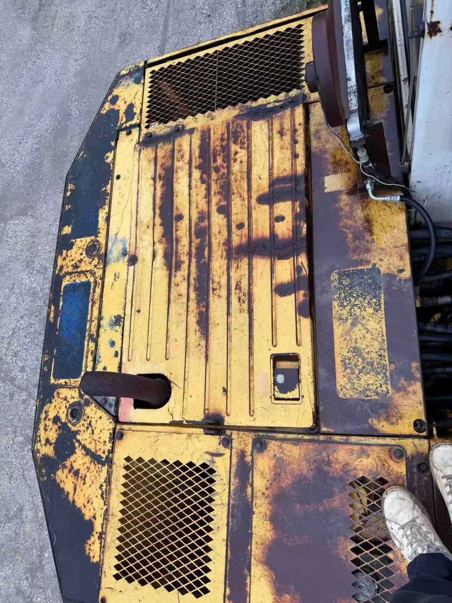 Buy Komatsu PC120-5 Used Excavator / 3