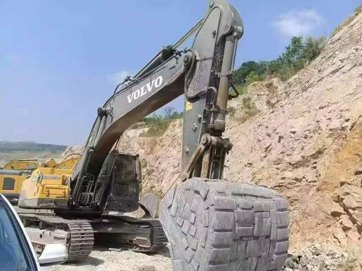 Buy Volvo EC380D Used Excavator / 1