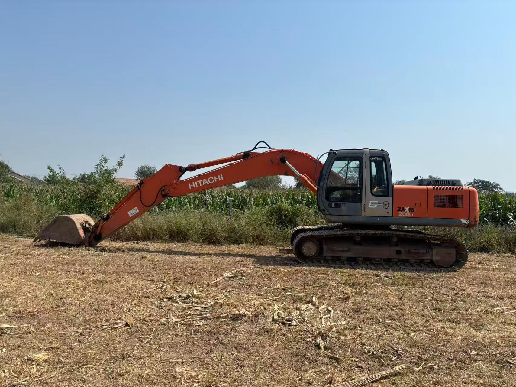 Buy Hitachi ZX200-3G Used Excavator / 2