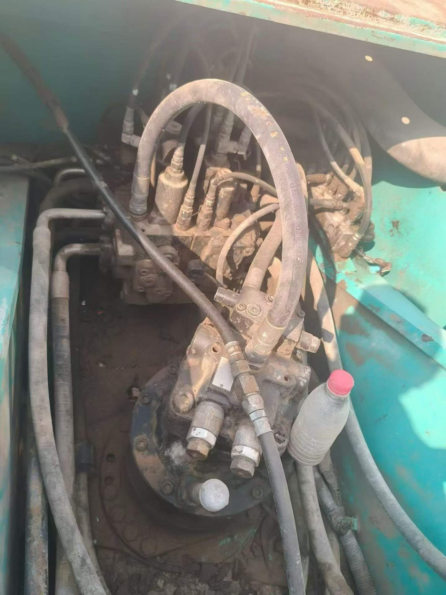 Buy Kobelco SK210 Used Excavator / 3
