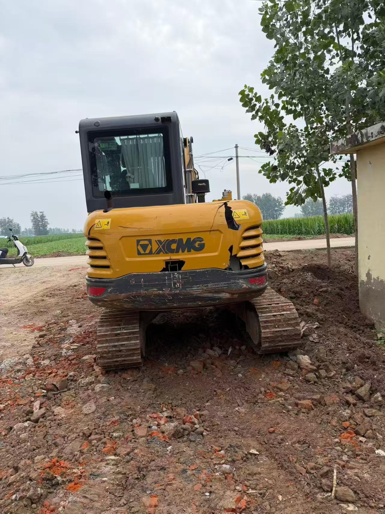 Buy XCMG XE60 Used Excavator / 4
