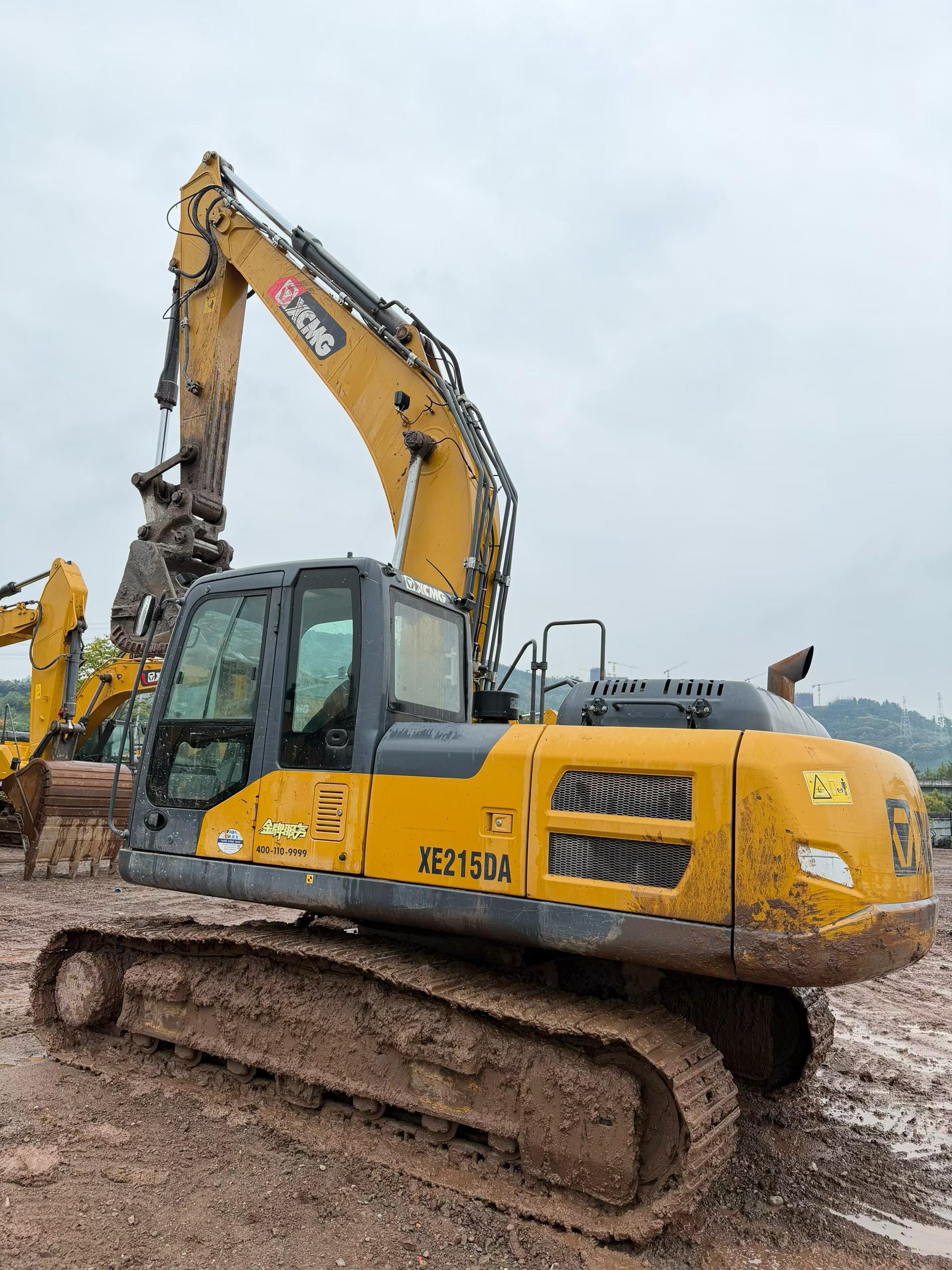Buy XCMG XE200DA Used Excavator / 6