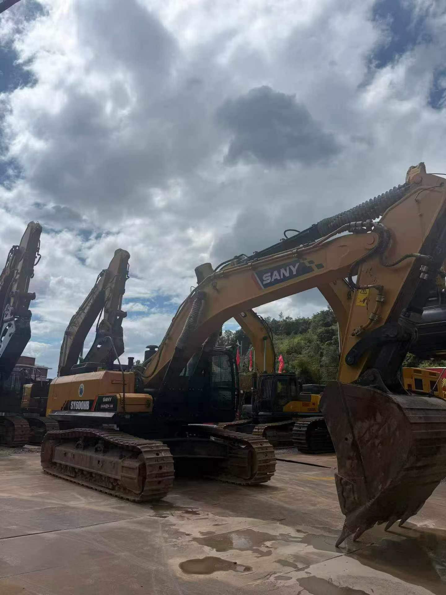 Buy Sany SY600HB Used Excavator / 6