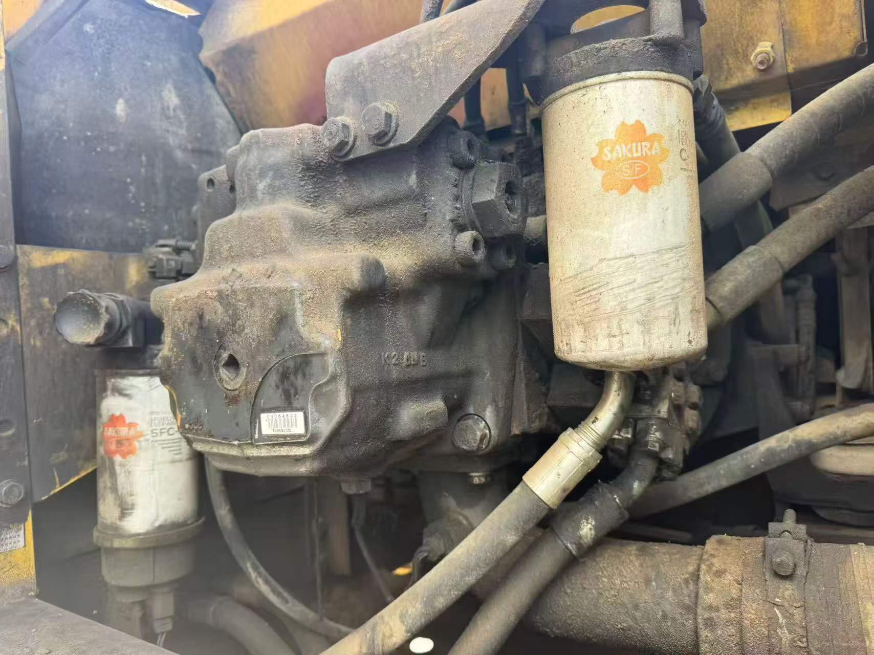 Buy Komatsu PC220-8 Used Excavator / 4