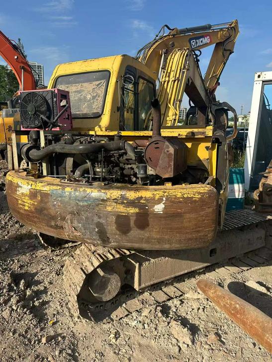 Buy Komatsu PC60 Used Excavator / 1