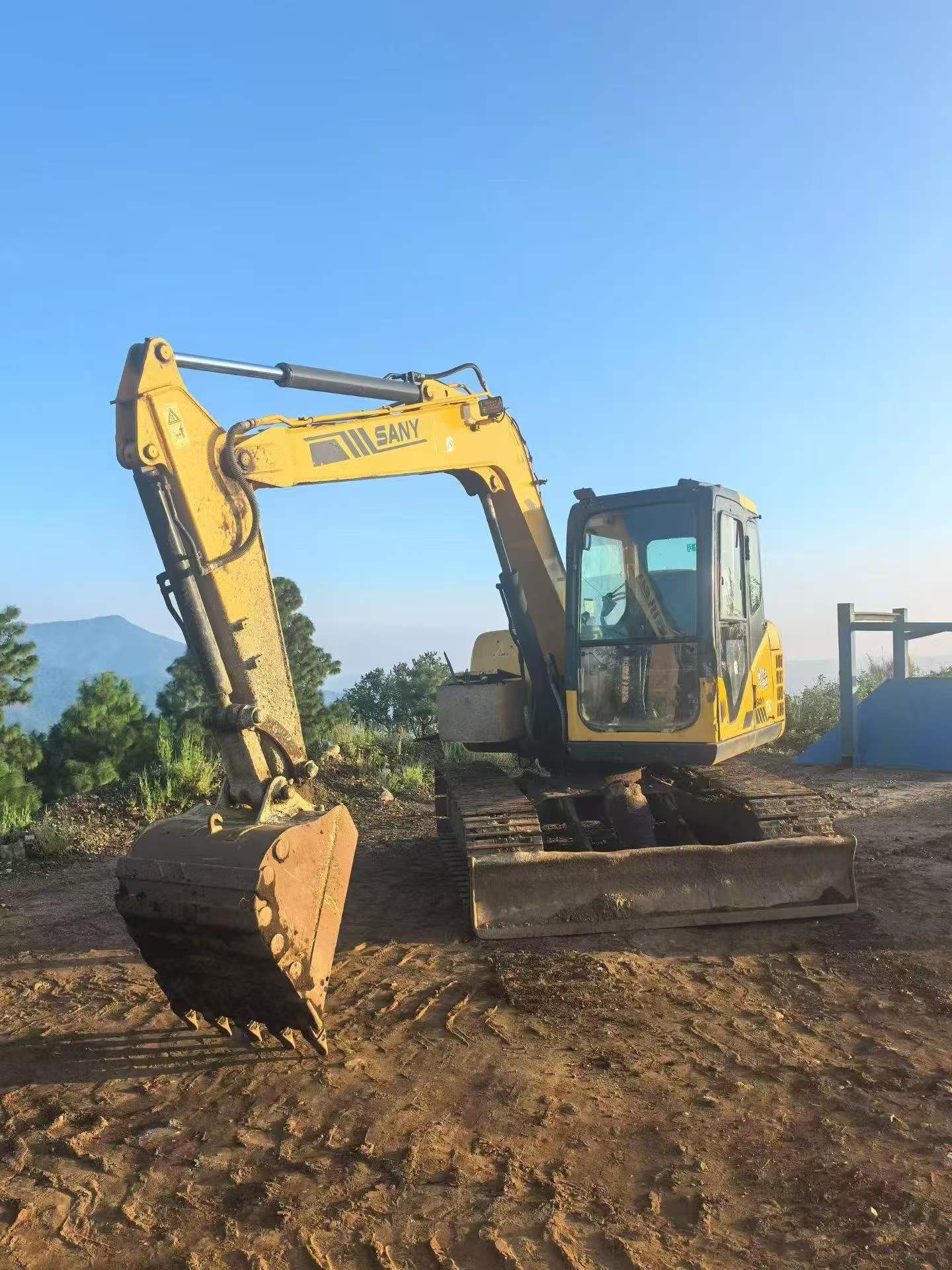 Buy Sany SY75 Used Excavator / 3