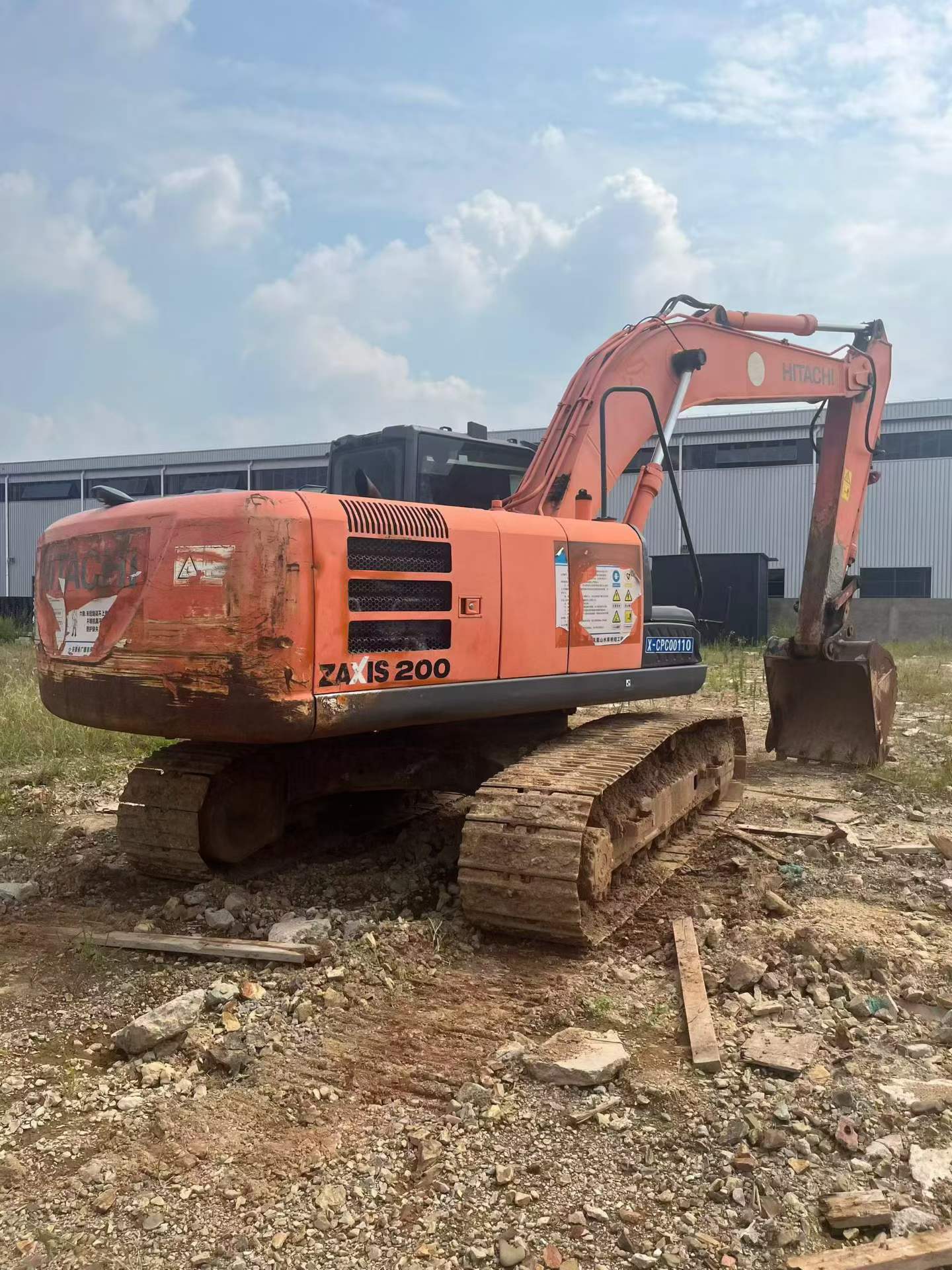 Buy Hitachi EX200 Used Excavator / 2