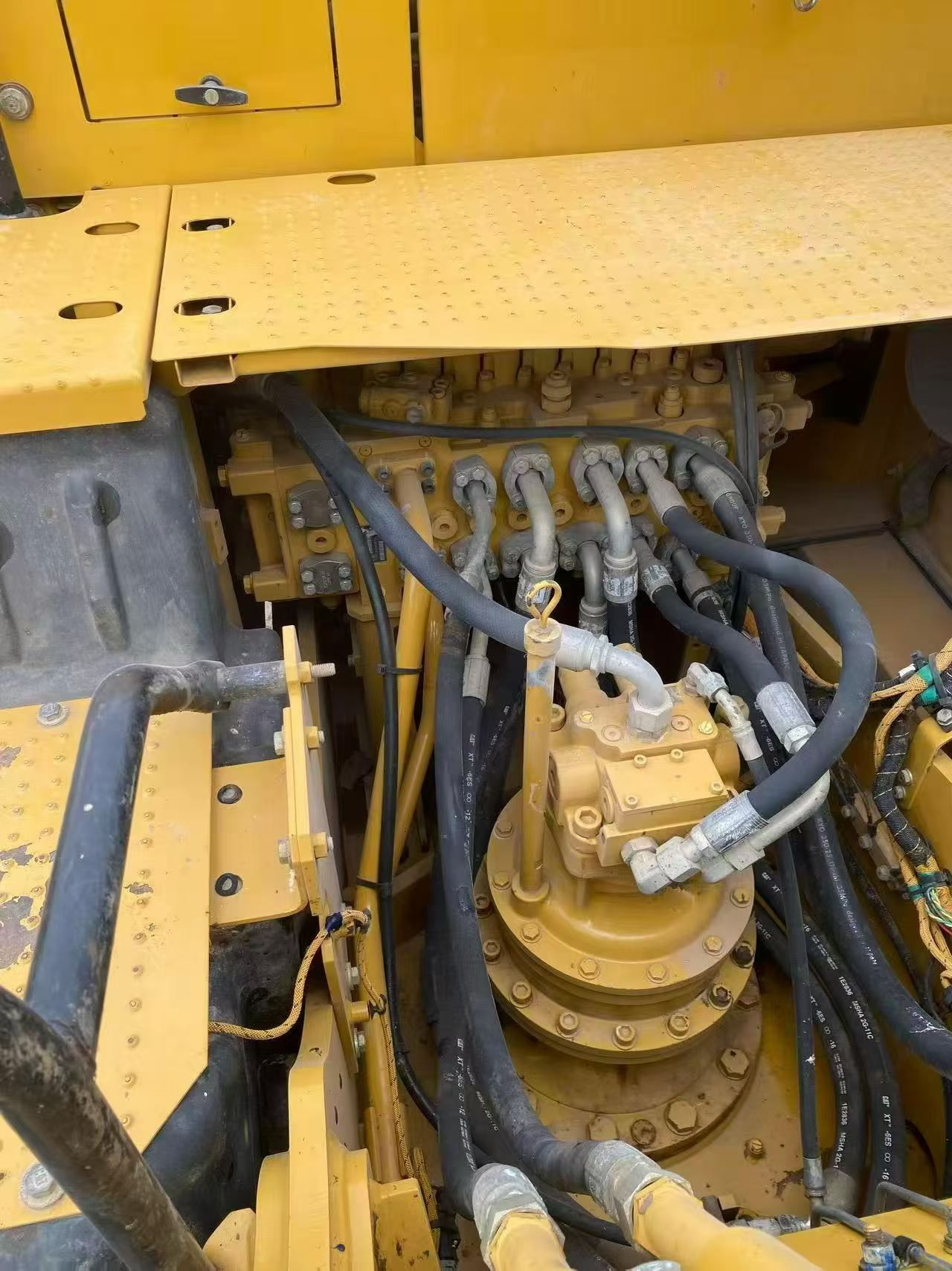 Buy Caterpillar 320GC Used Excavator / 6