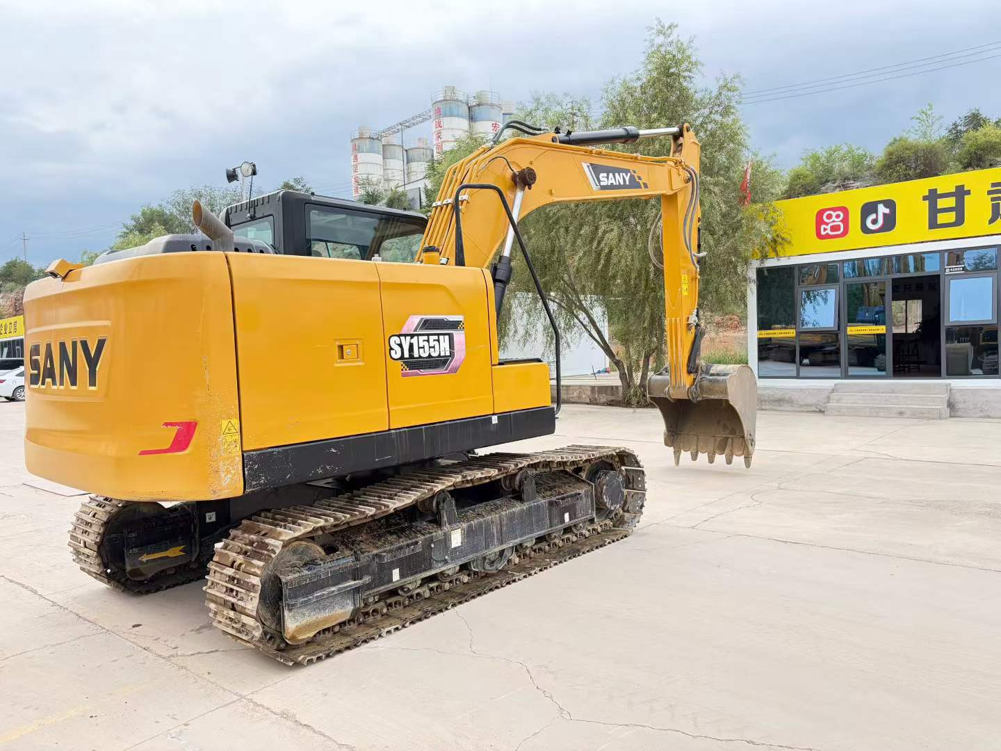 Buy Sany SY155C Used Excavator / 3