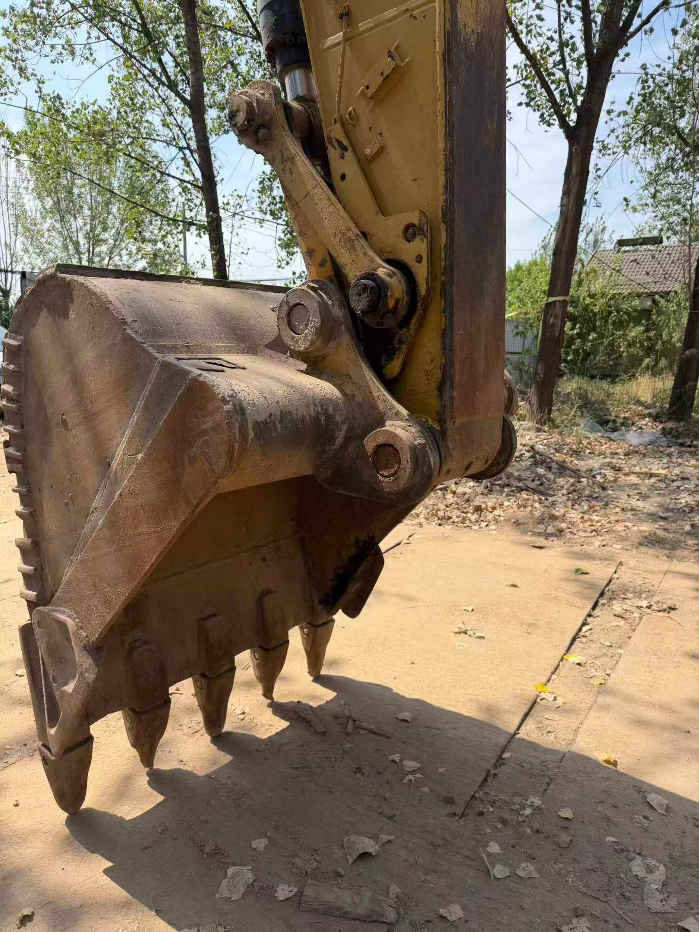 Buy Caterpillar 323 Used Excavator / 6