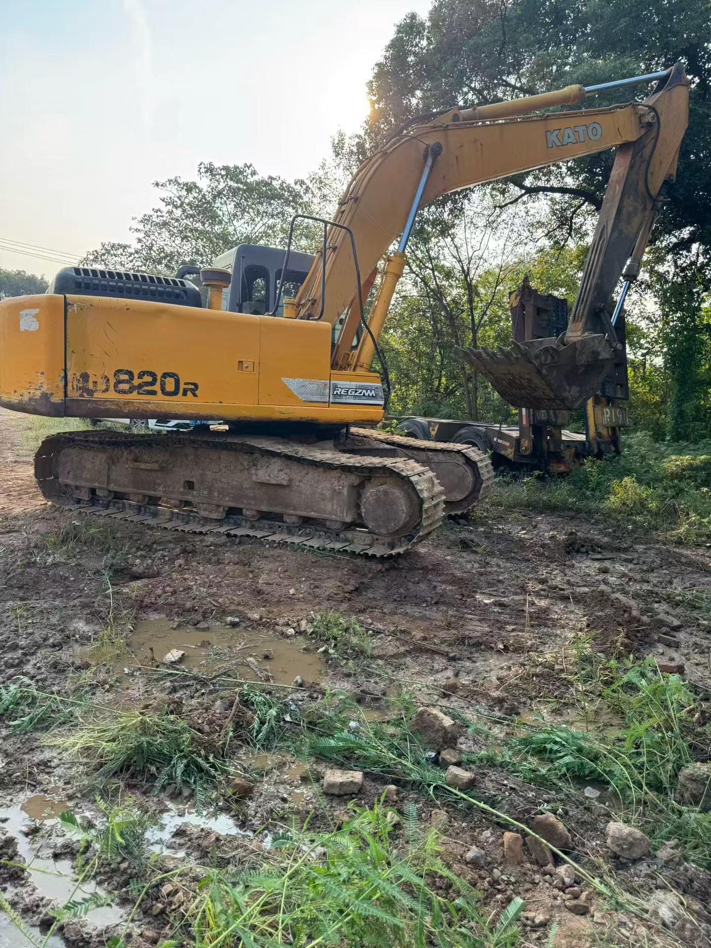Buy Kato Used Excavator / 3