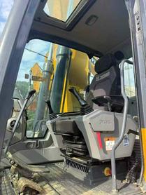 Buy XCMG XE270DK Used Excavator / 9 Buy XCMG XE270DK Used Excavator / 9