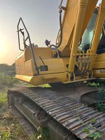 Buy Komatsu PC210 Used Excavator / 3 Buy Komatsu PC210 Used Excavator / 3