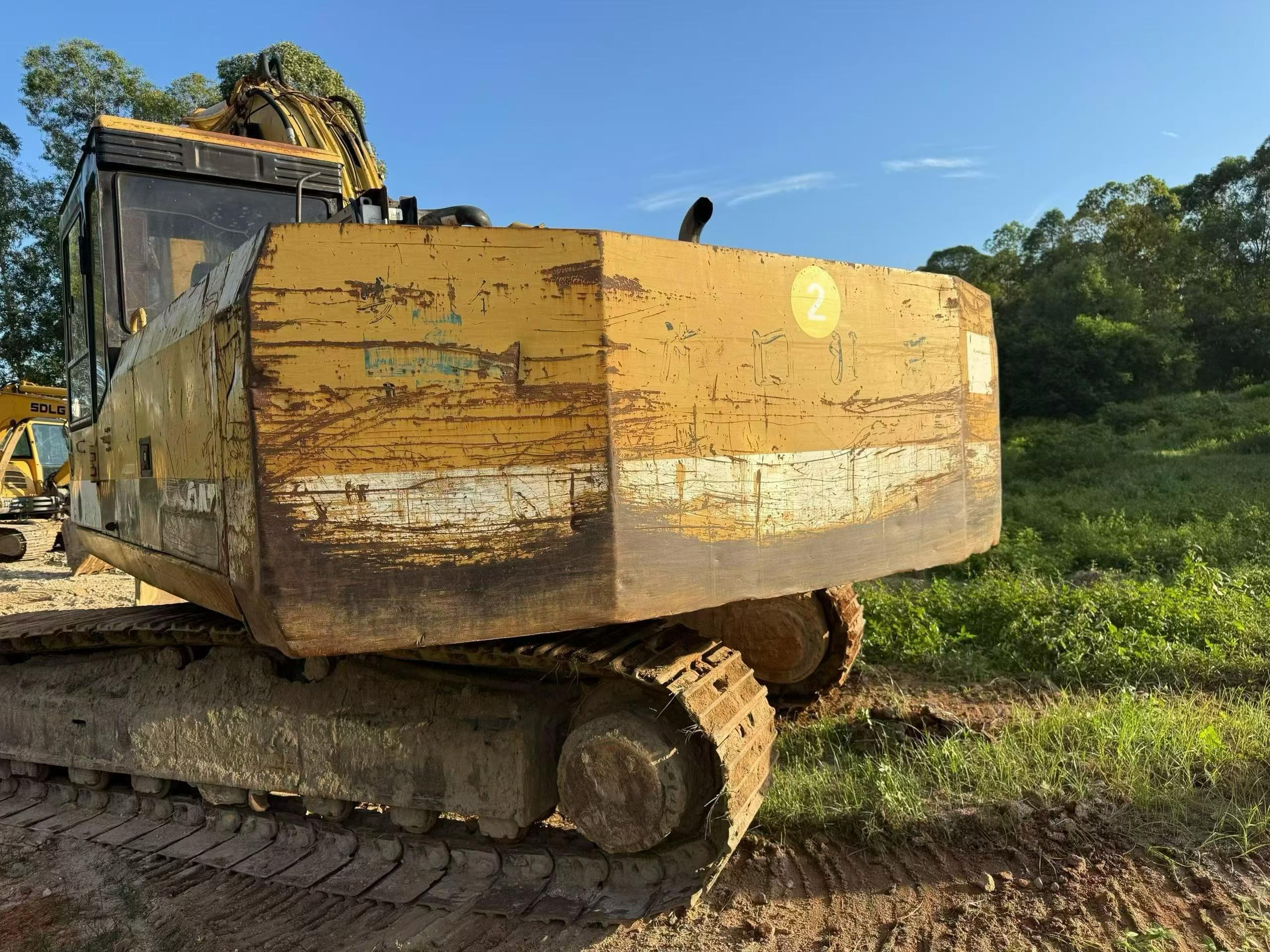 Buy Caterpillar E200B Used Excavator / 3