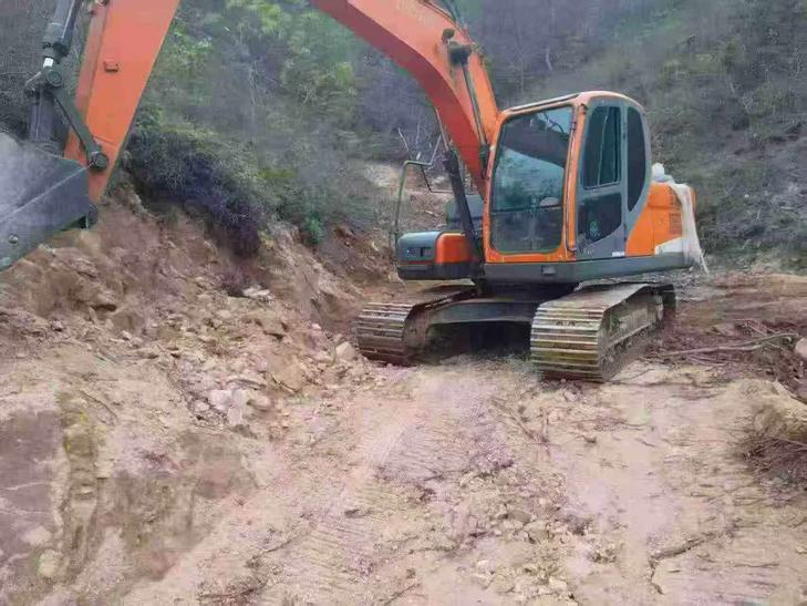 Buy Doosan DX15 Used Excavator / 1
