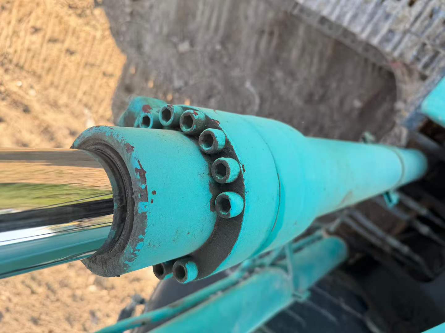 Buy Kobelco SK130 Used Excavator / 4