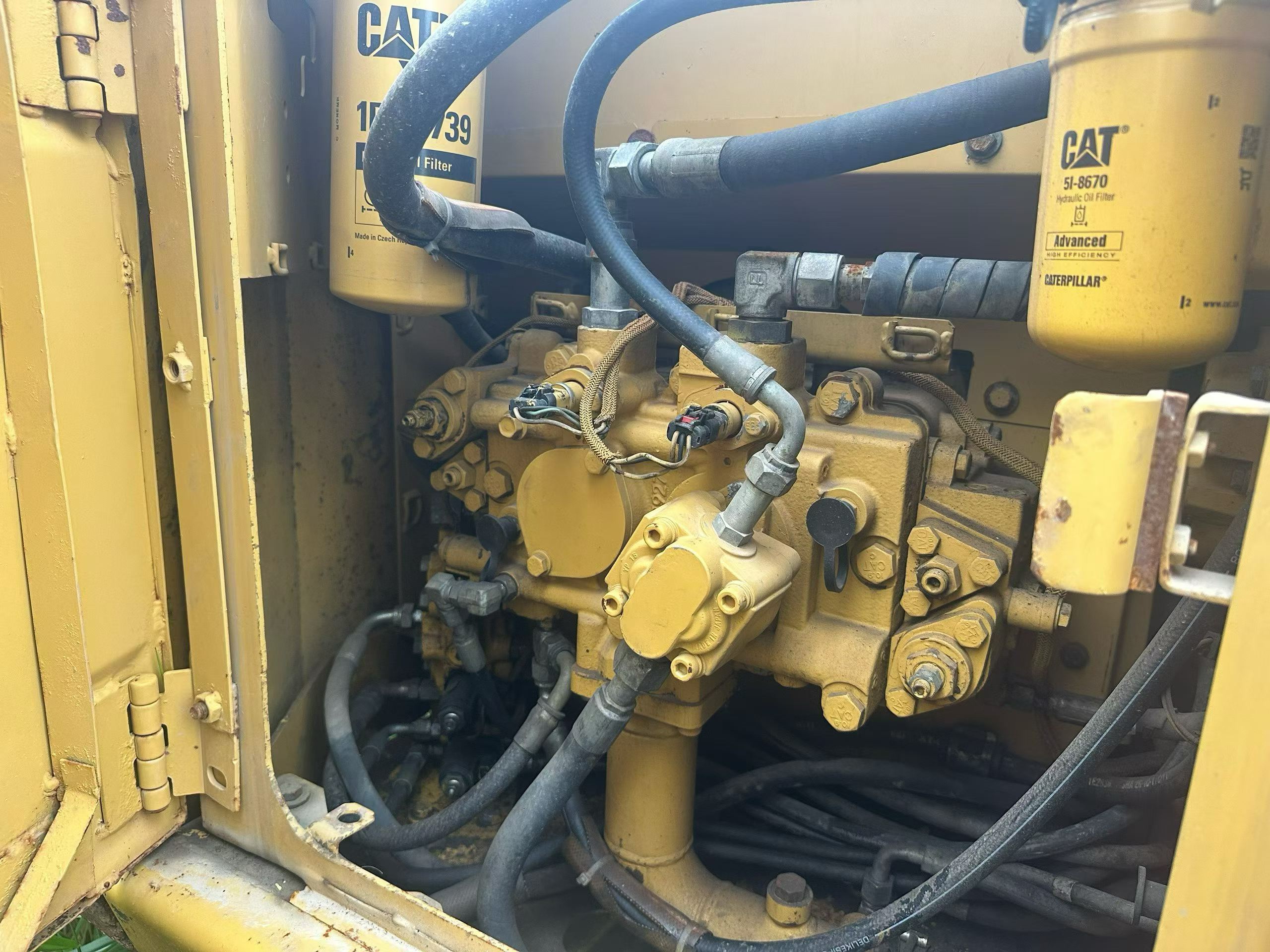 Buy Caterpillar 313D Used Excavator / 5