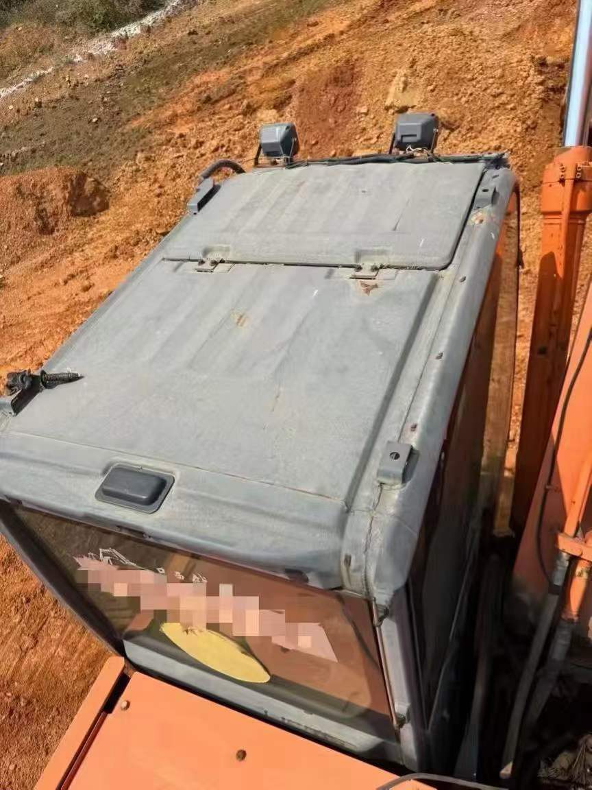 Buy Hitachi EX200LC-3 Used Excavator / 3