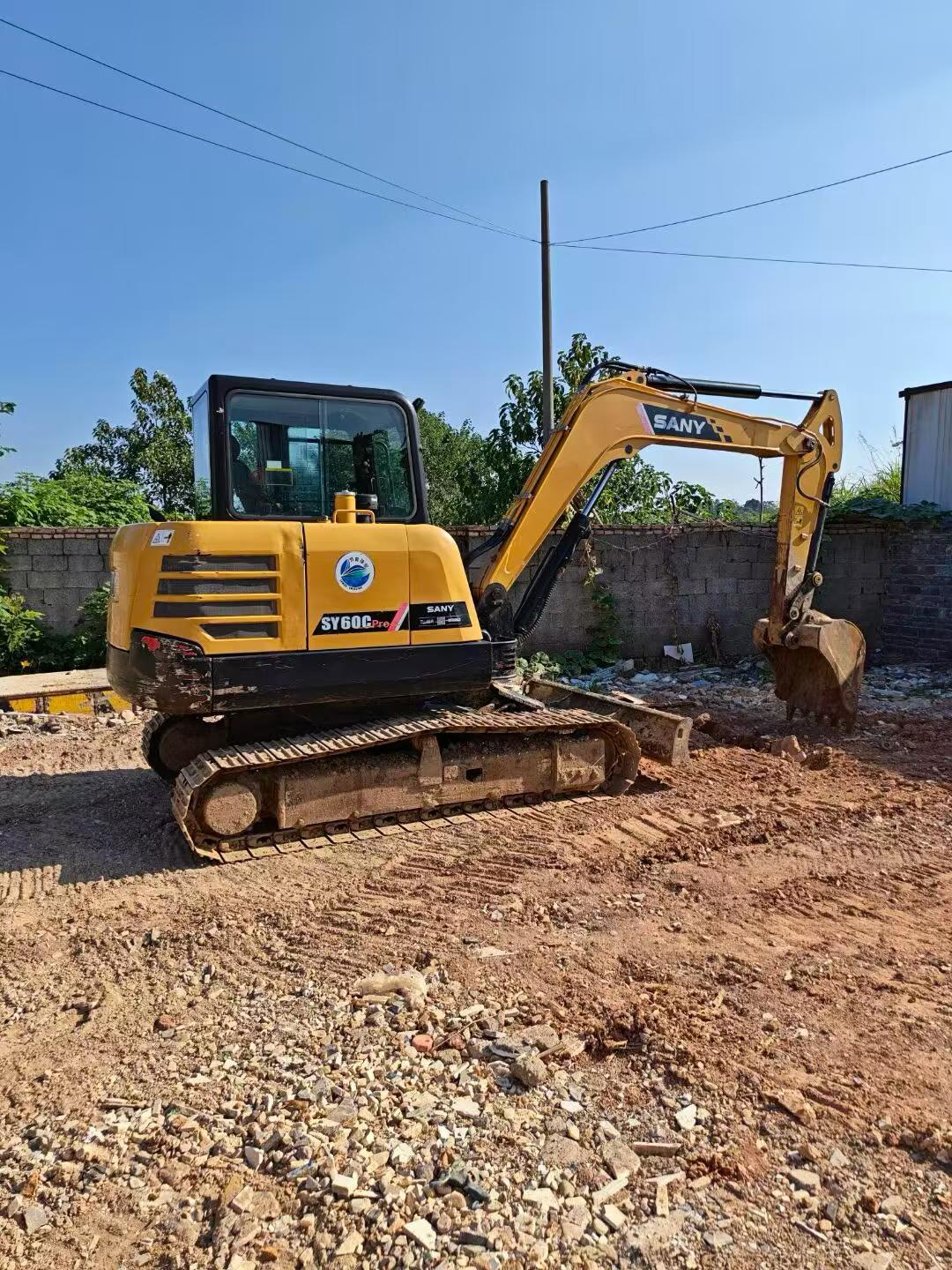 Buy Sany SY60 Used Excavator / 4