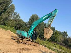 Buy Kobelco SK260 Used Excavator / 4 Buy Kobelco SK260 Used Excavator / 4