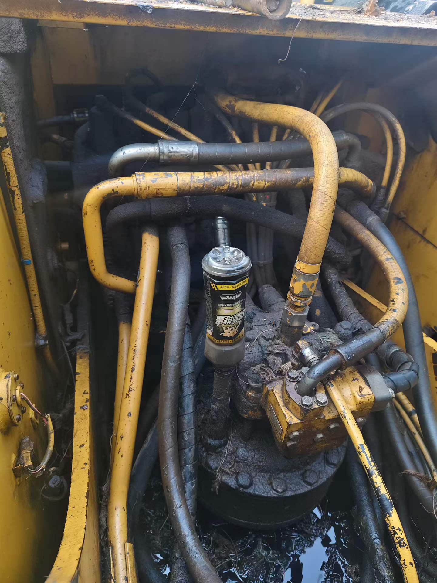 Buy Caterpillar 320A Used Excavator / 3
