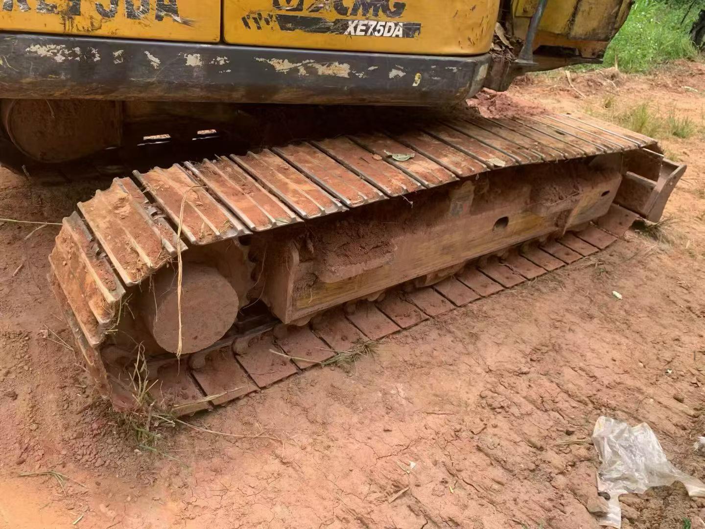 Buy XCMG XE75C Used Excavator / 3