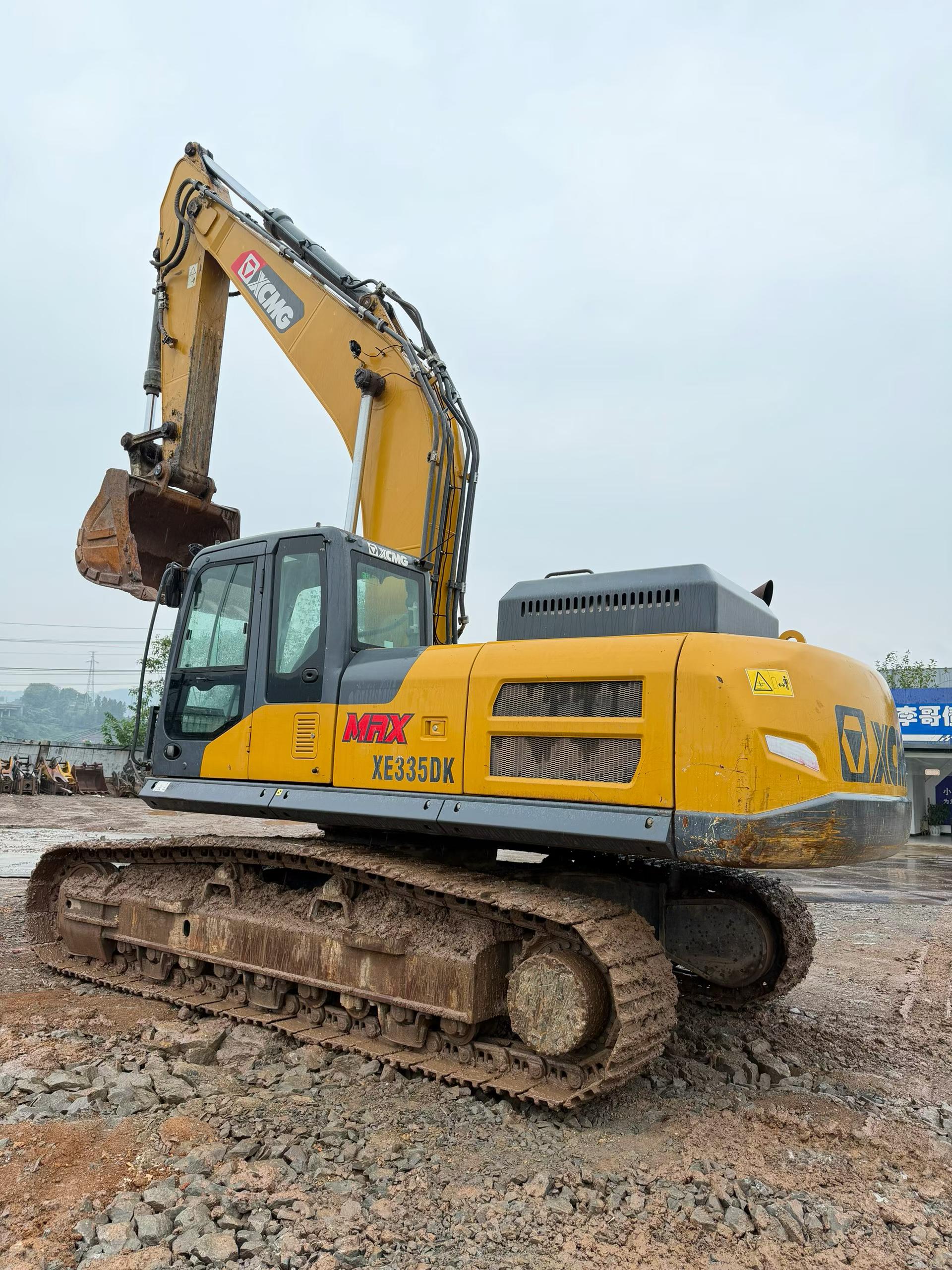 Buy XCMG XE335DK Used Excavator / 2