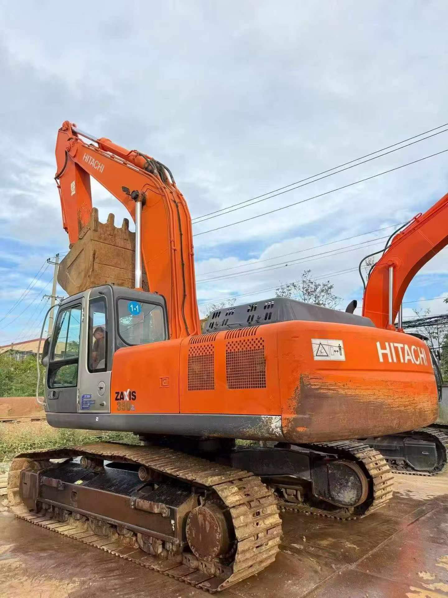 Buy Hitachi ZX330-3G Used Excavator / 4