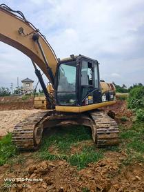 Buy Caterpillar 323 Used Excavator / 2 Buy Caterpillar 323 Used Excavator / 2